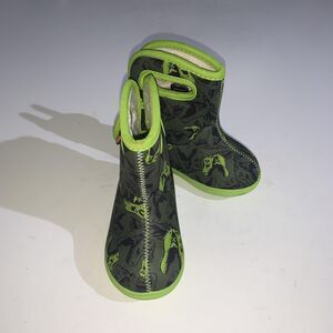 Bogs Baby Bogs Boots Boys Size 5 Green Dino Faux Fur Lined Winter Snow